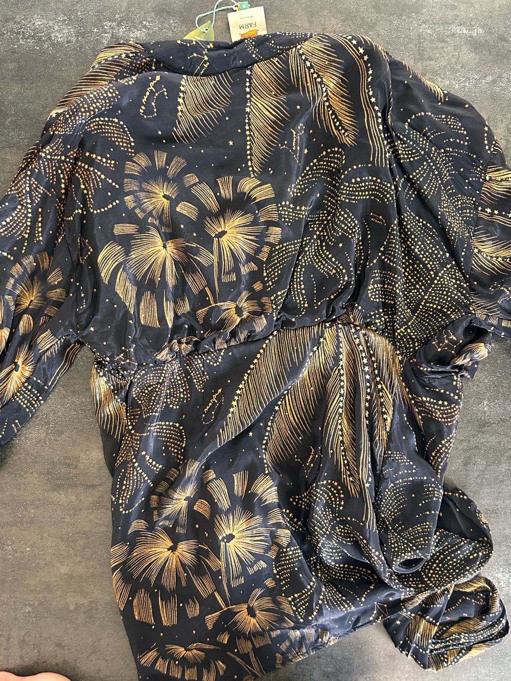 FARM Rio Golden Foliage Black Mini Puffy Sleeve Dress Size M Medium NWT - Picture 8 of 9
